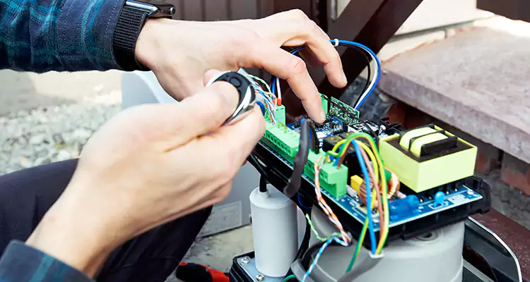 Automatic Driveway Gate Repair in Tarpon Springs, FL