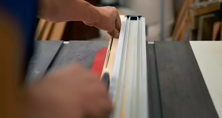 Bifold Door Seal Repair in Tarpon Springs, FL