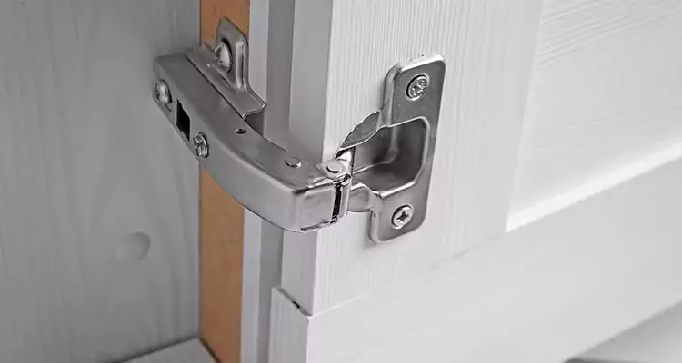 Shower Door Hinge Replacement in Tarpon Springs, FL