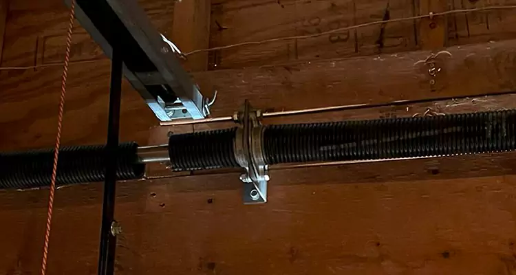 Garage Door Lift Cable Replacement in Tarpon Springs, FL
