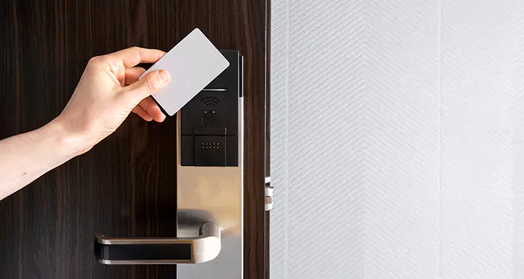Why Choose Us for Hotel Keycard Lock Repair in Tarpon Springs, FL?