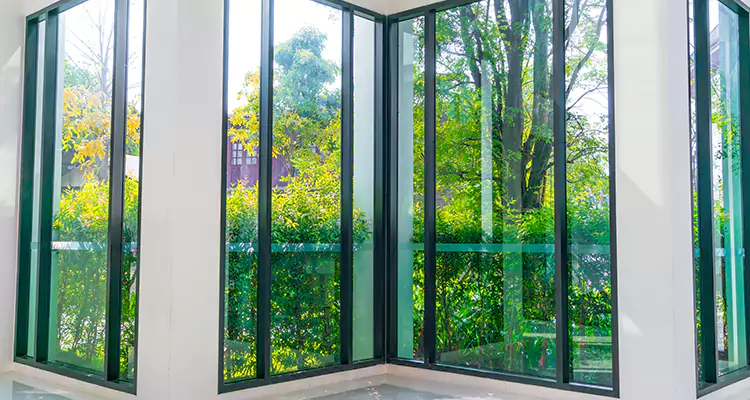 Emergency Balcony Door Glass Repair in Tarpon Springs, FL