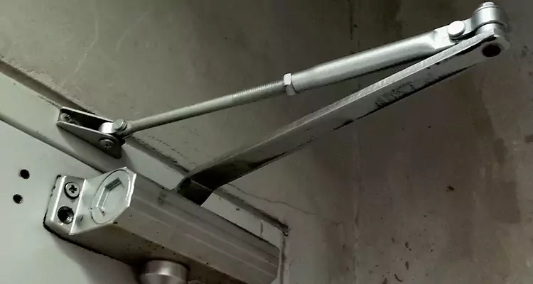 Door Closer Oil Leak Repair in Tarpon Springs, FL