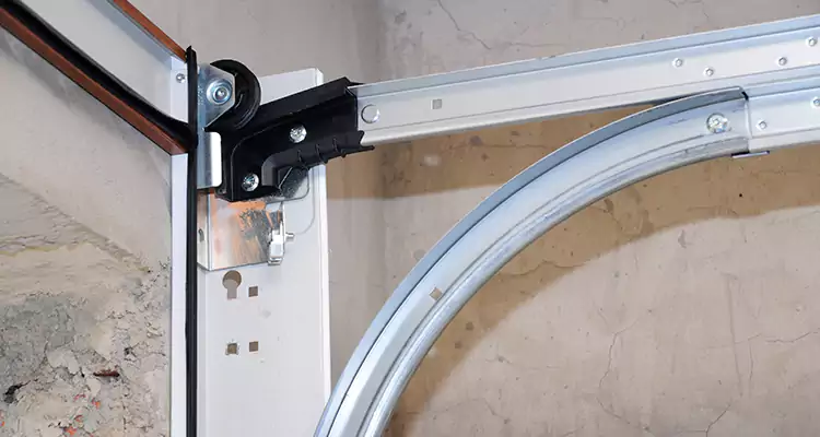 Maintain Liftmaster Garage Door Off Track in Tarpon Springs, FL