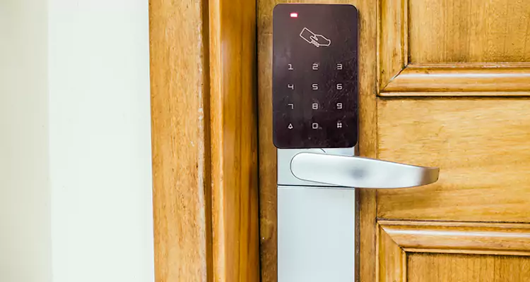 Keyless Hotel Door Locks Repair in Tarpon Springs, FL