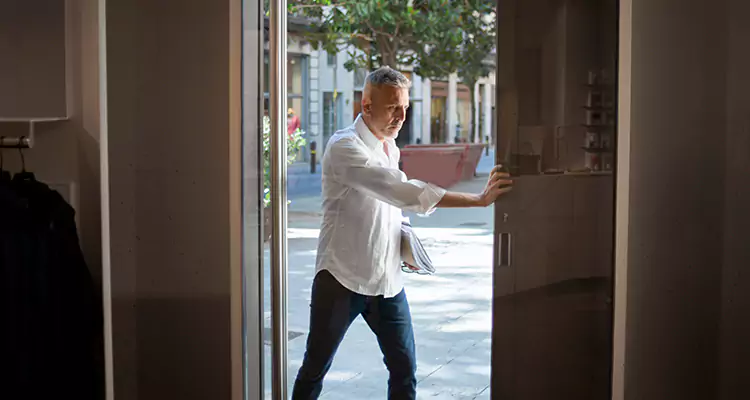 Reliable Pella Patio Door Repair Services for Opening Issues in Tarpon Springs, FL