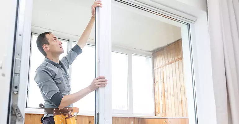 Aluminum Storefront Door Repair in Tarpon Springs, FL